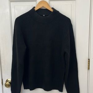 Uniqlo Soufflé Yarn Mock Neck Long-Sleeve Sweater